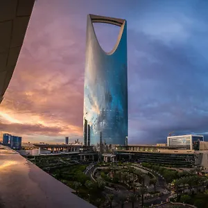 Otel Four Seasons *****